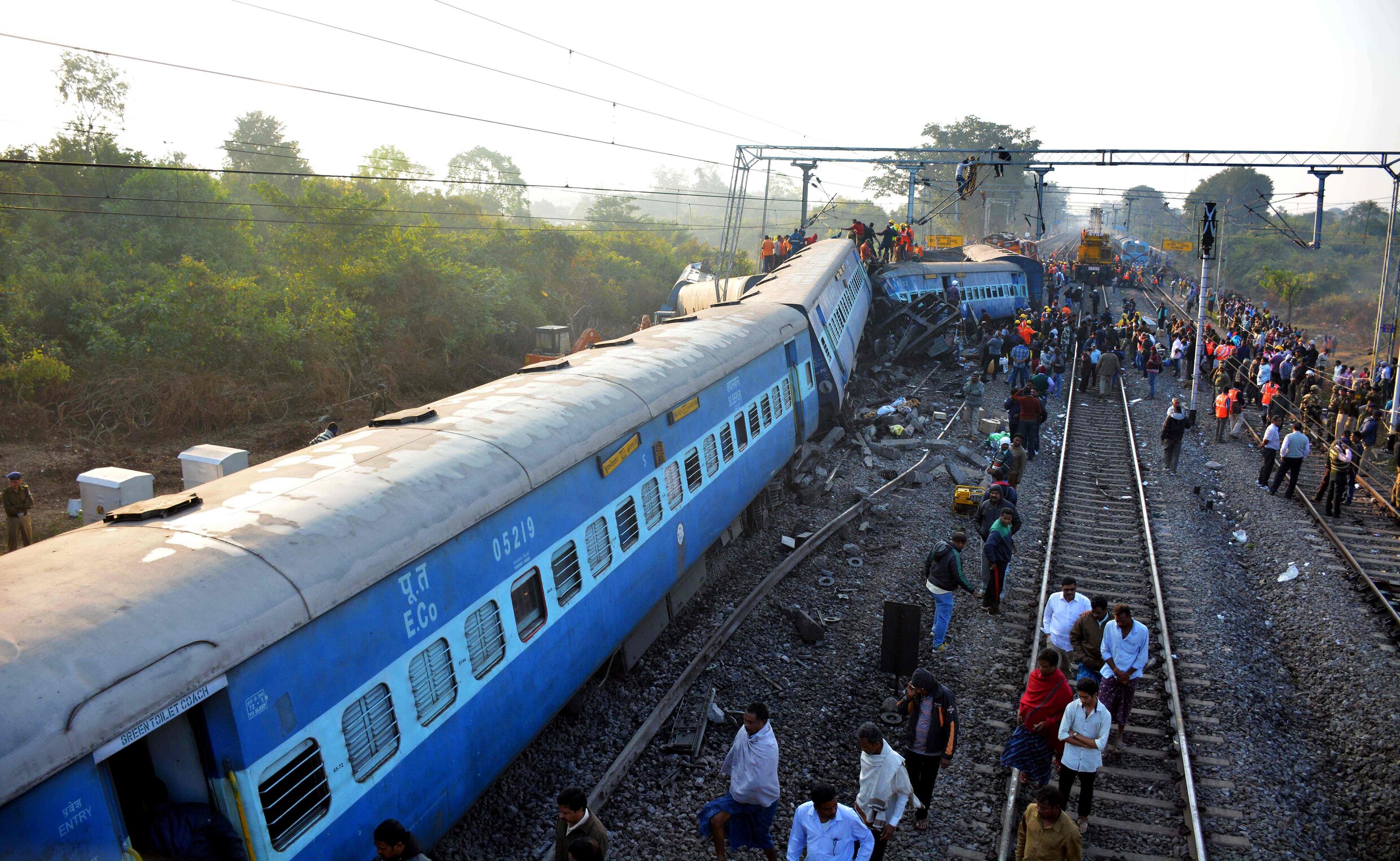 Tientallen doden en gewonden bij ontsporing trein in India